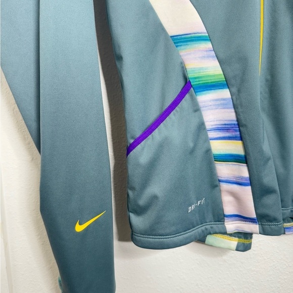 Nike Live Strong Dri-FIT Full-Zip Jacket – Size Medium - Picture 4 of 7